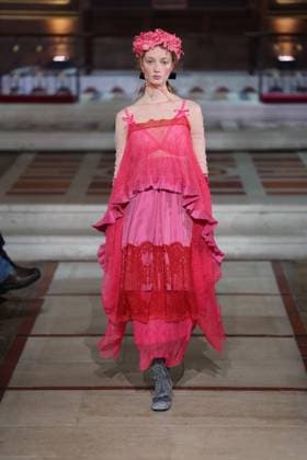 . 21 02 2025. London, United Kingdom. Bora Aksu show for Autumn Winter 2025 at London Fashion Week.  xStephenxLockx xi-Imagesx IIM-25753-0006