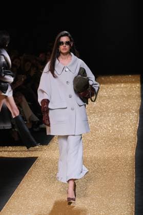 Isabel Sanchis Fashion Week Isabel Sanchis during Mercedes-Benz Fashion Week de Madrid in IFERMA, 21 February 2025 Spain Featuring: A model walks the runway wearing a design by Isabel Sanchis during Mercedes-Benz Fashion Week de Madrid in IFERMA, 21 February 2025 Spain Where: Madrid, Spain When: 21 Feb 2025 Credit: Oscar Gonzalez WENN Madrid Spain Copyright: xOscarxGonzalez WENNx wenn40264402 OFA ZOJx wenn40264402