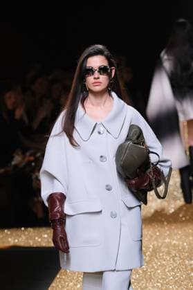 Isabel Sanchis Fashion Week Isabel Sanchis during Mercedes-Benz Fashion Week de Madrid in IFERMA, 21 February 2025 Spain Featuring: A model walks the runway wearing a design by Isabel Sanchis during Mercedes-Benz Fashion Week de Madrid in IFERMA, 21 February 2025 Spain Where: Madrid, Spain When: 21 Feb 2025 Credit: Oscar Gonzalez WENN Madrid Spain Copyright: xOscarxGonzalez WENNx wenn40264403 OFA ZOJx wenn40264403
