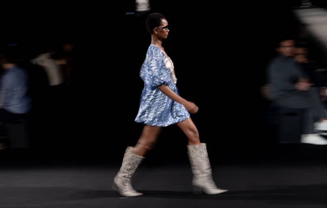 Custo Barcelona fashion show at the 81st edition of MBFWM A model parades during the Custo Barcelona fashion show, at the 81st edition of the Mercedes Benz Fashion Week MBFW , at IFEMA Madrid, on February 21, 2025, in Madrid Spain IFEMA Madrid hosts the Mercedes Benz Fashion Week Madrid MBFW from February 19 to 23 February 21 FEBRUARY 2025 CUSTO MODA MBFW FASHION WEEK SEMANA DE LA MODA MODEL PASARELA DESFILE Madrid Madrid Espana  Copyright: xEduardoxParrax 6534881