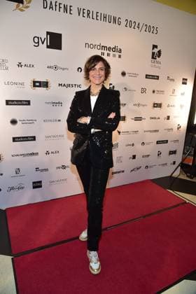 DAFFNE Preisverleihung 2025 Berlin Christina Hecke Ankunft zum 12 mal DAfFNE Deutsche Akademie für Fernsehen, eine Ehrenauszeichnung für ein herausragendes Lebenswerk zur 75.ten Berlinale in Berlin, am 21.02.2025