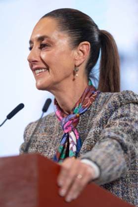 February 21, 2025, Mexico City, Df, Mexico: Mexican President Claudia Sheinbaum, listens to a question from a reporter during the daily news conference at the Treasury Hall of the National Palace, February 21, 2025 in Mexico City, Mexico. Mexico City Mexico - ZUMAp138 20250221_zaa_p138_001 Copyright: xJuanxCarlosxRamosxMamahua Mexicax