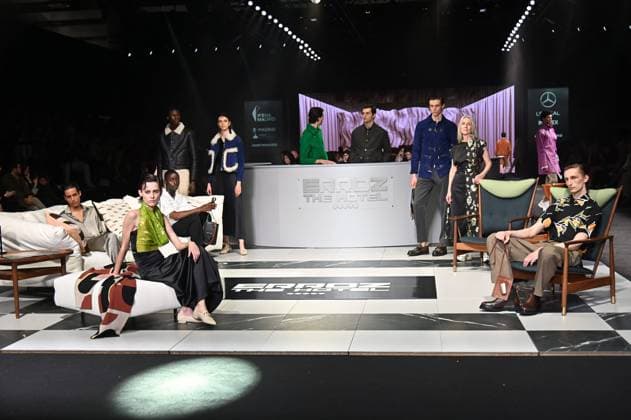 A model wears at collection runway a creation from Erroz during Pasarela Cibeles Mercedes-Benz Fashion Week Madrid 2025 in Madrid, on Friday ,21 February 2025 Cordon Press 