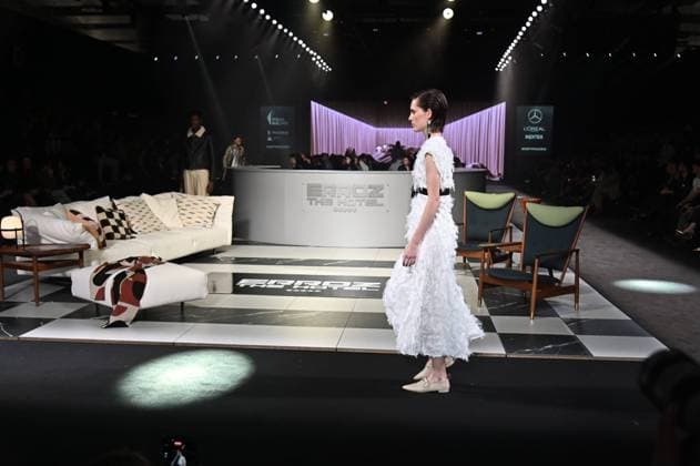 A model wears at collection runway a creation from Erroz during Pasarela Cibeles Mercedes-Benz Fashion Week Madrid 2025 in Madrid, on Friday ,21 February 2025 Cordon Press 