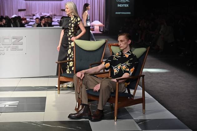 A model wears at collection runway a creation from Erroz during Pasarela Cibeles Mercedes-Benz Fashion Week Madrid 2025 in Madrid, on Friday ,21 February 2025 Cordon Press 