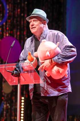 Rosa von Praunheim bei der Verleihung des 39. Teddy Award 2025 im Rahmen der Berlinale 2025 75. Internationale Filmfestspiele Berlin in der Volksbuehne. Berlin, 21.02.2025