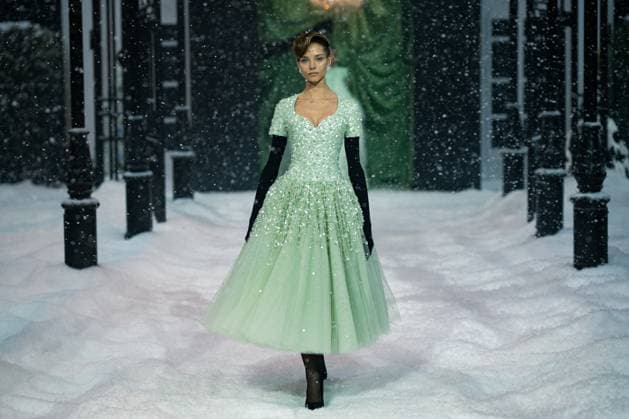 Richard Quinn - Runway - LFW February 2025 LONDON, ENGLAND - 21 FEBRUARY : Model during the Richard Quinn show during London Fashion Week February 2025 at The Lindley Hall on 21 February 2025 in London, England., Credit:Lounis Tiar Avalon United Kingdom, London  Copyright: xLounisxTiarx xAvalonx 0967209627