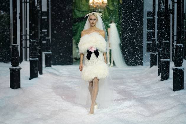 Richard Quinn - Runway - LFW February 2025 LONDON, ENGLAND - 21 FEBRUARY : Model during the Richard Quinn show during London Fashion Week February 2025 at The Lindley Hall on 21 February 2025 in London, England., Credit:Lounis Tiar Avalon United Kingdom, London  Copyright: xLounisxTiarx xAvalonx 0967212283