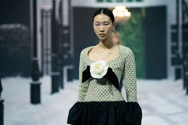 Richard Quinn - Runway - LFW February 2025 LONDON, ENGLAND - 21 FEBRUARY : Model during the Richard Quinn show during London Fashion Week February 2025 at The Lindley Hall on 21 February 2025 in London, England., Credit:Lounis Tiar Avalon United Kingdom, London  Copyright: xLounisxTiarx xAvalonx 0967212511