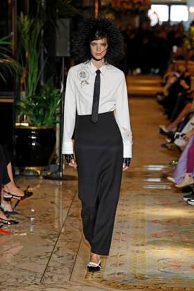 Huishan Zhang London Ready to wear fall winter 2025:26 LONDON February 2025 Huishan Zhang London Ready to wear fall winter 2025:26 LONDON February 2025, Credit:Zeppelin Avalon  Copyright: xZeppelinx xAvalonx 0967616831