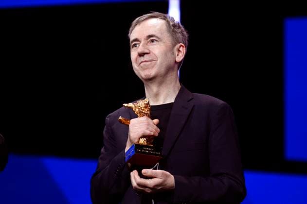 Dag Johan Haugerud mit dem Goldenen Bär für den Besten Film für Dreams (Sex Love) bei der Closing Ceremony mit Preisverleihung auf der Berlinale 2025 75. Internationale Filmfestspiele Berlin im Berlinale Palast. Berlin, 22.02.2025