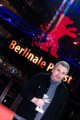 Winners Photocall after the Closing Ceremony , Berlinale Palast, Berlin, Germany Director Radu Jude, winner of the Silver Bear for Best Screenplay for his film Kontinental 25 poses on the red carpet during the Winners Photocall after the Closing Ceremony during Berlinale (Berlin Film Festival) at Berlinale Palast, Berlin, , Germany on 22 February 2025. Picture, Credit:Julie Edwards Avalon Germany, Potsdammer Platz, Berlin, Berlinale Palast Copyright: xJuliexEdwardsx xAvalonx 0967650433