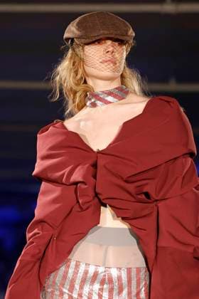 Sinead Gorey London Ready to wear fall winter 2025:26 LONDON February 2025 Sinead Gorey London Ready to wear fall winter 2025:26 LONDON February 2025, Credit:Zeppelin Avalon  Copyright: xZeppelinx xAvalonx 0967649203