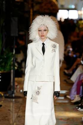 Huishan Zhang London Ready to wear fall winter 2025:26 LONDON February 2025 Huishan Zhang London Ready to wear fall winter 2025:26 LONDON February 2025, Credit:Zeppelin Avalon  Copyright: xZeppelinx xAvalonx 0967646607