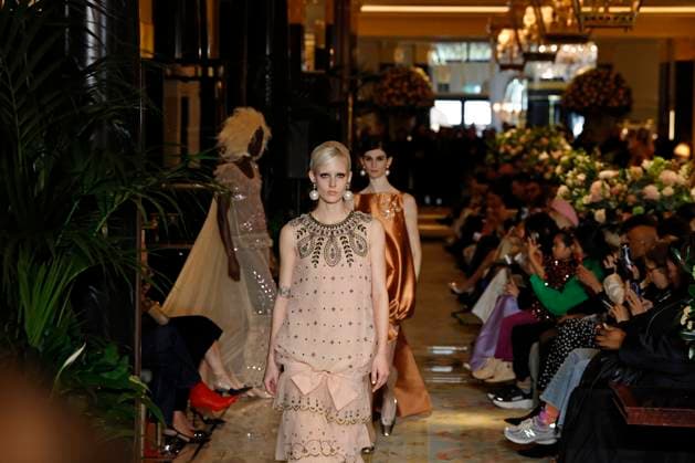 Huishan Zhang London Ready to wear fall winter 2025:26 LONDON February 2025 Huishan Zhang London Ready to wear fall winter 2025:26 LONDON February 2025, Credit:Zeppelin Avalon  Copyright: xZeppelinx xAvalonx 0967647519