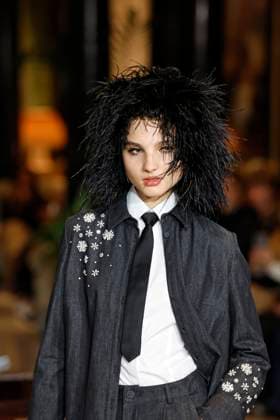 Huishan Zhang London Ready to wear fall winter 2025:26 LONDON February 2025 Huishan Zhang London Ready to wear fall winter 2025:26 LONDON February 2025, Credit:Zeppelin Avalon  Copyright: xZeppelinx xAvalonx 0967647789