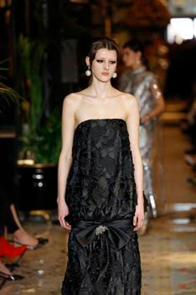 Huishan Zhang London Ready to wear fall winter 2025:26 LONDON February 2025 Huishan Zhang London Ready to wear fall winter 2025:26 LONDON February 2025, Credit:Zeppelin Avalon  Copyright: xZeppelinx xAvalonx 0967648395