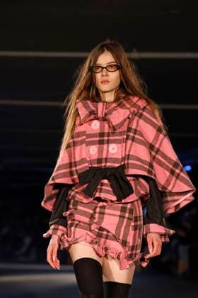 Sinead Gorey London Ready to wear fall winter 2025:26 LONDON February 2025 Sinead Gorey London Ready to wear fall winter 2025:26 LONDON February 2025, Credit:Zeppelin Avalon  Copyright: xZeppelinx xAvalonx 0967649401