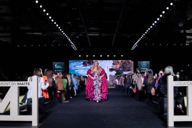 February 22, 2025, Madrid, Madrid, Spain: ESTHER CAo˜ADAS walks the runway at the LOLA CASADEMUNT BY MAITE fashion show during the Mercedes Benz Fashion Week Madrid at Madrid Mercedes Fashion Week on February 22, 2025 in Madrid, Spain. Madrid Spain - ZUMAc312 1059177251st Copyright: xOscarxManuelxSanchezx