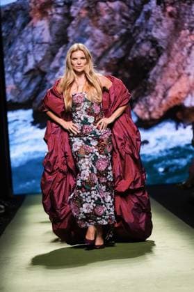 lola Casademunt Fashion Week A model walks the runway wearing a design by Lola Casademunt during Mercedes-Benz Fashion Week de Madrid in IFERMA, 22 February 2025 Spain Featuring: Esther Canadas walks the runway wearing a design by Lola Casademunt during Mercedes-Benz Fashion Week de Madrid in IFERMA, 22 February 2025 Spain Where: Madrid, Spain When: 22 Feb 2025 Credit: Oscar Gonzalez WENN Madrid Spain Copyright: xOscarxGonzalez WENNx wenn40266382 OFA ZOJx wenn40266382