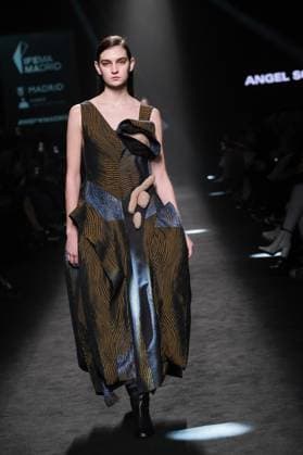angel schlesser fashion week de madrid A model walks the runway wearing a design by ANGEL SCHLESSER during Mercedes-Benz Fashion Week de Madrid in IFERMA, 22 February 2025 Spain Featuring: A model walks the runway wearing a design by ANGEL SCHLESSER during Mercedes-Benz Fashion Week de Madrid in IFERMA, 22 February 2025 Spain Where: Madrid, Spain When: 22 Feb 2025 Credit: Oscar Gonzalez WENN Madrid Spain Copyright: xOscarxGonzalez WENNx wenn40266233 OFA ZOJx wenn40266233
