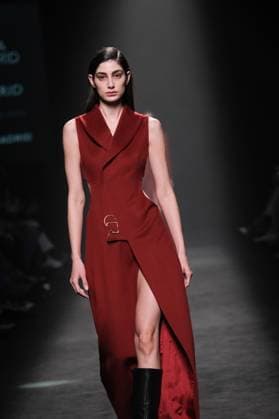 angel schlesser fashion week de madrid A model walks the runway wearing a design by ANGEL SCHLESSER during Mercedes-Benz Fashion Week de Madrid in IFERMA, 22 February 2025 Spain Featuring: A model walks the runway wearing a design by ANGEL SCHLESSER during Mercedes-Benz Fashion Week de Madrid in IFERMA, 22 February 2025 Spain Where: Madrid, Spain When: 22 Feb 2025 Credit: Oscar Gonzalez WENN Madrid Spain Copyright: xOscarxGonzalez WENNx wenn40266221 OFA ZOJx wenn40266221