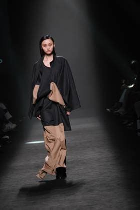 angel schlesser fashion week de madrid A model walks the runway wearing a design by ANGEL SCHLESSER during Mercedes-Benz Fashion Week de Madrid in IFERMA, 22 February 2025 Spain Featuring: A model walks the runway wearing a design by ANGEL SCHLESSER during Mercedes-Benz Fashion Week de Madrid in IFERMA, 22 February 2025 Spain Where: Madrid, Spain When: 22 Feb 2025 Credit: Oscar Gonzalez WENN Madrid Spain Copyright: xOscarxGonzalez WENNx wenn40266210 OFA ZOJx wenn40266210