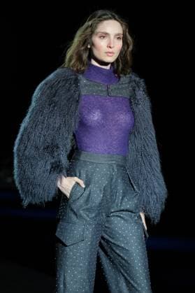 Odette Alvarez during Mercedes Benz Fashion Week de Madrid Odette Alvarez during Mercedes-Benz Fashion Week de Madrid in IFERMA, 22 February 2025 Spain Featuring: A model walks the runway wearing a design by Odette Alvarez during Mercedes-Benz Fashion Week de Madrid in IFERMA, 22 February 2025 Spain Where: Madrid, Spain When: 22 Feb 2025 Credit: Oscar Gonzalez WENN Madrid Spain Copyright: xOscarxGonzalez WENNx wenn40266063 OFA ZOJx wenn40266063