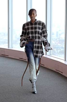 SRVC Studio London Ready to wear fall winter 2025:26 LONDON February 2025 SRVC Studio London Ready to wear fall winter 2025:26 LONDON February 2025, Credit:Zeppelin Avalon  Copyright: xZeppelinx xAvalonx 0967966231