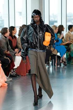 Roksanda London Ready to wear fall winter 2025:26 LONDON February 2025 Roksanda London Ready to wear fall winter 2025:26 LONDON February 2025, Credit:Zeppelin Avalon  Copyright: xZeppelinx xAvalonx 0968142089