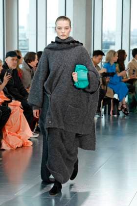 Roksanda London Ready to wear fall winter 2025:26 LONDON February 2025 Roksanda London Ready to wear fall winter 2025:26 LONDON February 2025, Credit:Zeppelin Avalon  Copyright: xZeppelinx xAvalonx 0968142218