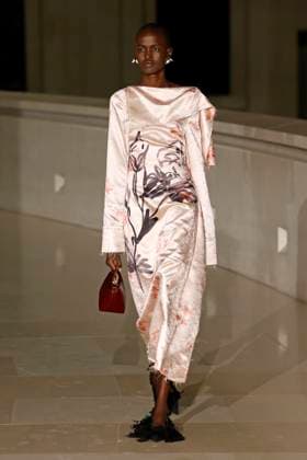 Erdem London Ready to wear fall winter 2025:26; LONDON February 2025 Erdem London Ready to wear fall winter 2025:26; LONDON February 2025, Credit:Zeppelin Avalon  Copyright: xZeppelinx xAvalonx 0968248042