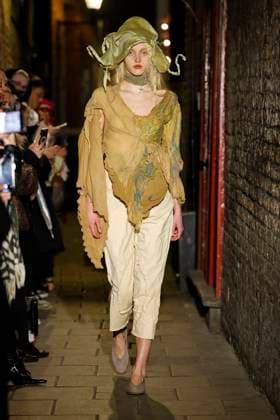 Paolo Carzana London Ready to wear fall winter 2025:26; LONDON February 2025 Paolo Carzana London Ready to wear fall winter 2025:26; LONDON February 2025, Credit:Zeppelin Avalon  Copyright: xZeppelinx xAvalonx 0968251658
