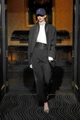 Conner Ives London Ready to wear fall winter 2025:26; LONDON February 2025 Conner Ives London Ready to wear fall winter 2025:26; LONDON February 2025, Credit:Zeppelin Avalon  Copyright: xZeppelinx xAvalonx 0968244831