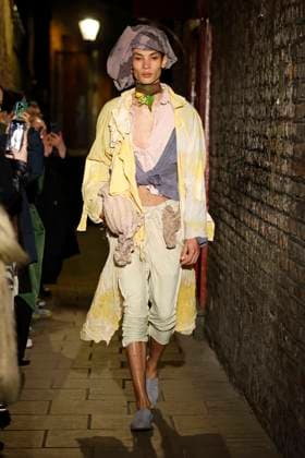 Paolo Carzana London Ready to wear fall winter 2025:26; LONDON February 2025 Paolo Carzana London Ready to wear fall winter 2025:26; LONDON February 2025, Credit:Zeppelin Avalon  Copyright: xZeppelinx xAvalonx 0968251468