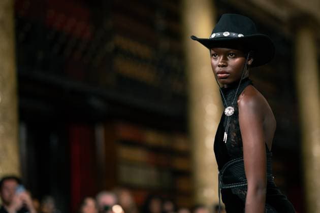 Aadnevik - Runway - LFW February 2024 LONDON, ENGLAND - 18 FEBRUARY: A model catwalks at the Aadnevik show during London Fashion Week February 2024 at on the 18 February, 2024 in London, England., Credit:Lounis Tiar Avalon United Kingdom, London  Copyright: xLounisxTiarx xAvalonx 0968549967