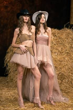 Aadnevik - Runway - LFW February 2025 LONDON, ENGLAND - 24 FEBRUARY: A model catwalks at the Aadnevik show during London Fashion Week on 24 February, 2025 in London, England., Credit:Lounis Tiar Avalon United Kingdom, London  Copyright: xLounisxTiarx xAvalonx 0968601055