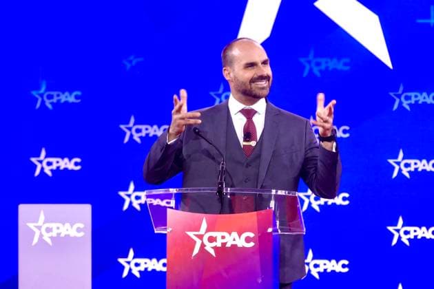 RECORD DATE NOT STATED Eduardo bolsonaro, speaks at cpac in dc 2025 (new) eduardo bolsonaro, speaks at cpac in dc 2025. February 20, 2025, washington dc, maryland, usa: eduardo bolsonaro, member of the chamber of deputies of brazil and of cpac brazil speaks at conservating political action conference (cpac) at the gaylord national resort hotel and convention center to conservative activists present. He is also the son of former brazilian president, jair bolsonaro. Mandatory credit julia mineeva thenews2 (Foto: Julia Mineeva Thenews2 imago images) Eduardo bolsonaro, speaks at cpac in dc 2025  Copyright: xJuliaxMineevax