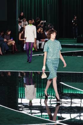 Milan, Italy: Milan, Milan Women s Fashion Week: Fall Winter 2025 - Women s Fashion, Fall Winter 2025 - Gucci Fashion Show - Catwalk. In the photo: Model- Women s Fashion, Fall Winter 2025 - Gucci Fashion Show - Catwalk. In the photo: Model Milan Italy  - ZUMAp169 20250225_zea_p169_405 Copyright: xAlessandroxBremecx