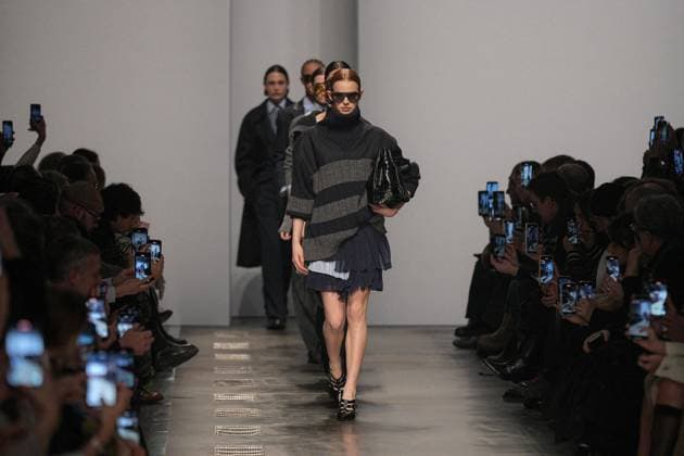 Milan, Milan Women s Fashion Week: Fall Winter 2025 26 - ICEBERG Fashion Show - Catwalk Milan, Milan Women s Fashion Week: Fall Winter 2025 26 - Women s Fashion, Fall Winter 2025 26 - Iceberg fashion show - catwalk in the photo: Model MILAN Italy  Copyright: xIPA ABACAx