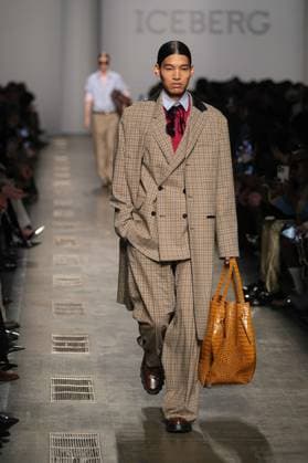Milan, Milan Women s Fashion Week: Fall Winter 2025 26 - ICEBERG Fashion Show - Catwalk Milan, Milan Women s Fashion Week: Fall Winter 2025 26 - Women s Fashion, Fall Winter 2025 26 - Iceberg fashion show - catwalk in the photo: Model MILAN Italy  Copyright: xIPA ABACAx