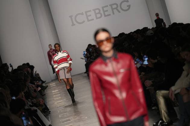 Milan, Italy: Milan, Milan Women s Fashion Week: Fall Winter 2025 26 - Women s Fashion, Fall Winter 2025 26 - Iceberg fashion show - catwalk in the photo: Model Milan Italy  - ZUMAp169 20250225_zea_p169_532 Copyright: xRiccardoxGIordanox