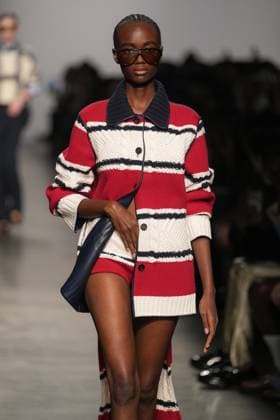 Milan, Italy: Milan, Milan Women s Fashion Week: Fall Winter 2025 26 - Women s Fashion, Fall Winter 2025 26 - Iceberg fashion show - catwalk in the photo: Model Milan Italy  - ZUMAp169 20250225_zea_p169_565 Copyright: xRiccardoxGIordanox