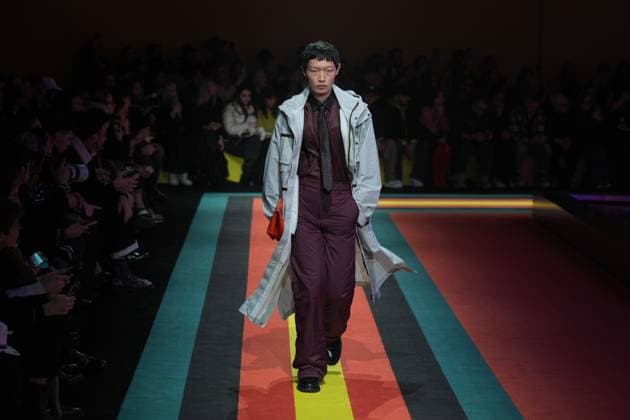 Milan, Italy: Milan, Milan Women s Fashion Week: Fall Winter 2025 26 - Women s Fashion, Fall Winter 2025 26 - K-Way fashion show - catwalk in the photo: Model Milan Italy  - ZUMAp169 20250225_zea_p169_788 Copyright: xRiccardoxGIordanox