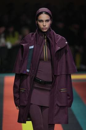 Milan, Italy: Milan, Milan Women s Fashion Week: Fall Winter 2025 26 - Women s Fashion, Fall Winter 2025 26 - K-Way fashion show - catwalk in the photo: Model Milan Italy  - ZUMAp169 20250225_zea_p169_796 Copyright: xRiccardoxGIordanox