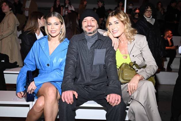 Entertainment Bilder des Tages Milan, Milan Women s Fashion Week: Fall Winter 2025 26 - Women s Fashion, Fall Winter 2025 26.- ICEBERG fashion show - front row In the photo: Costanza Caracciolo Nicolas Vaporidis Guest  Copyright: xRiccardoxGIordanox xipa-agency.netx xRiccardoxGiordanox IPA_Agency_IPA54571119