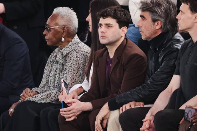 Milan, Milan Women s Fashion Week: Fall Winter 2025 - Gucci Fashion Show - Front Row Guests Milan, Milan Women s Fashion Week: Fall Winter 2025 - Women s Fashion, Fall Winter 2025 - Gucci Fashion Show - Guests. In the photo: Xavier Dolan (Canadian director and actor) Milan Italy  Copyright: xIPA ABACAx