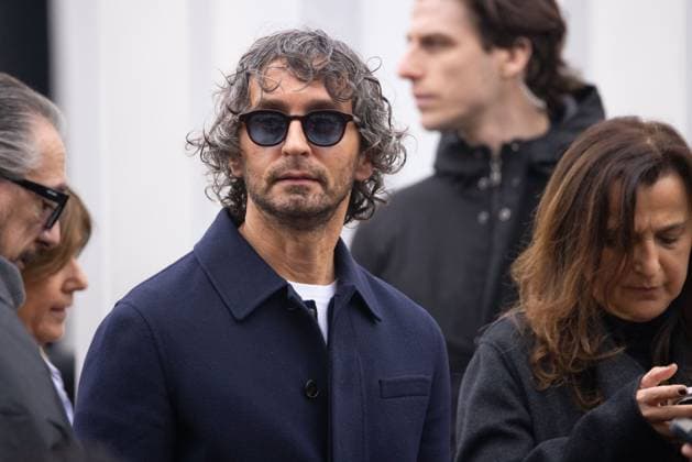 News - Gucci - Arrivals - Milan Fashion Week - Womenswear Fall Winter 2025 2026 Simone Marchetti is seen leaving the Gucci fashion show during the Milan Fashion Week - Womenswear Fall Winter 2025 2026 on February 25, 2025 in Milan, Italy. Photo: Cinzia Camela. MILAN Superstudio Maxi Italy Copyright: xCinziaxCamelax xLiveMediax LPN_1750654
