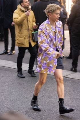 News - Gucci - Arrivals - Milan Fashion Week - Womenswear Fall Winter 2025 2026 Yamato is seen leaving the Gucci fashion show during the Milan Fashion Week - Womenswear Fall Winter 2025 2026 on February 25, 2025 in Milan, Italy. Photo: Cinzia Camela. MILAN Superstudio Maxi Italy Copyright: xCinziaxCamelax xLiveMediax LPN_1750779