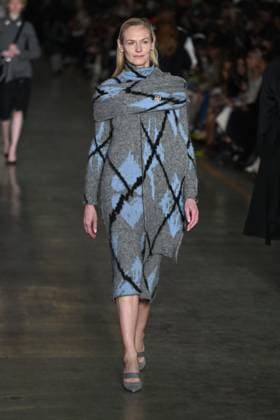 Milan, Italy: Milan, Milan Women s Fashion Week: Fall Winter 2025 - Women s Fashion, Fall Winter 2025.- Marco Rambaldi fashion show - catwalk in the photo: model Milan Italy  - ZUMAp169 20250226_zea_p169_813 Copyright: xSimonaxChiocciax
